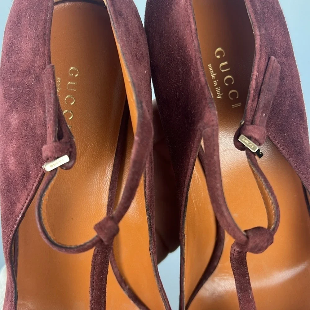 Gucci Betty classic t-strap burgundy high heel suede leather shoes size 40.5